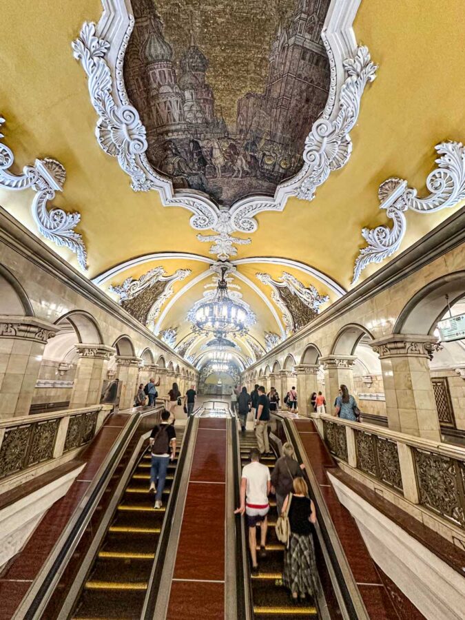 Moskovski metro &ndash; podzemne palate Moskve